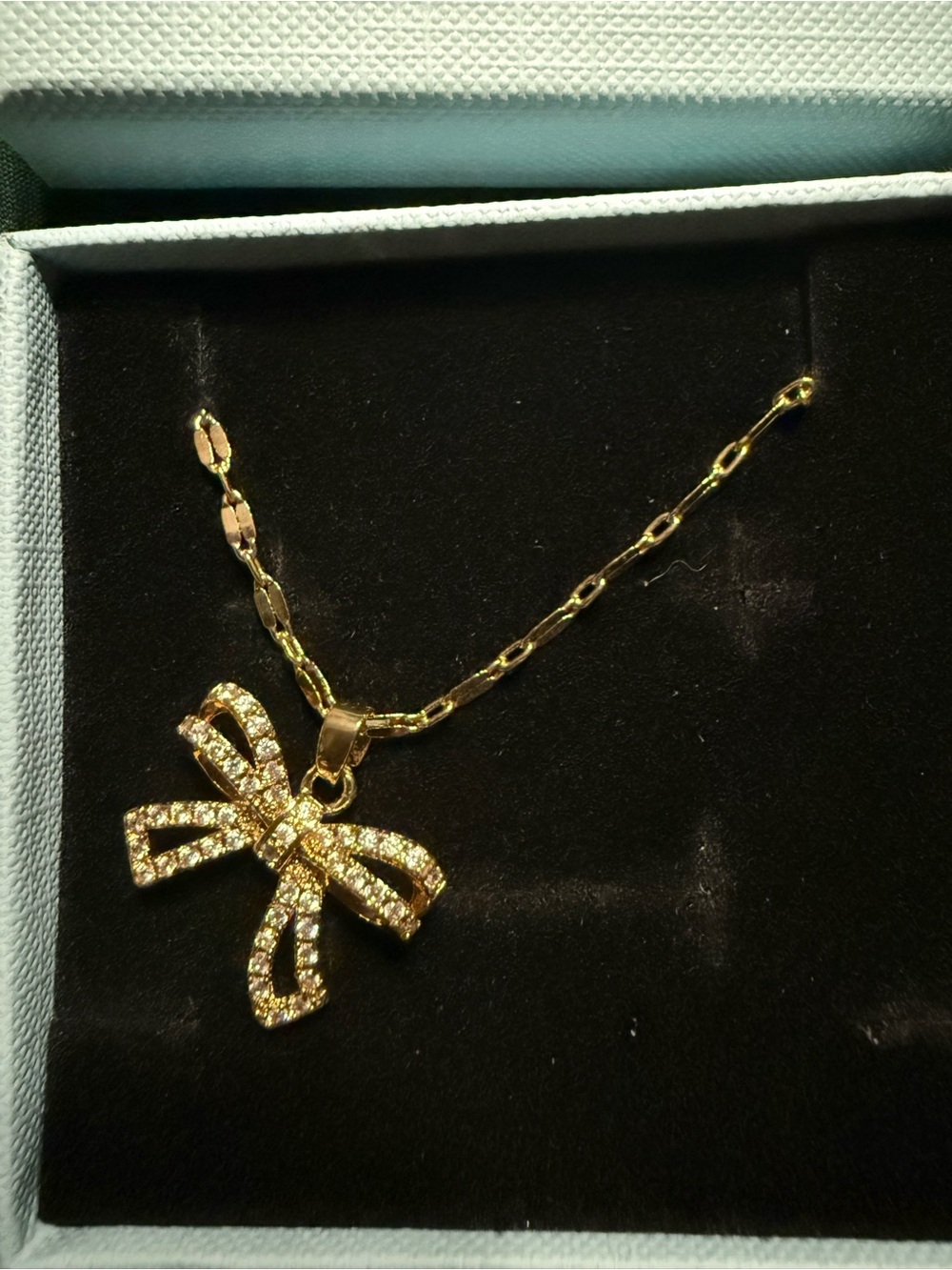 Gold Bow Pendant Necklace - Elegant Women's Jewelry